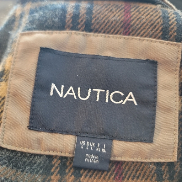 Nautica jacket size large. - Picture 3 of 8